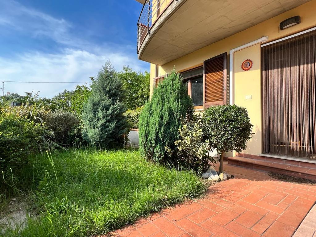Appartamento Altopascio Sulla Francigena Spianate Exterior photo